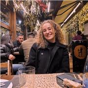 Profesora de apoyo con una buena dinañica y con ganas de enseñar